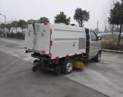 長安掃路車陽泉市總經銷——高效清潔，助力城市環境建設